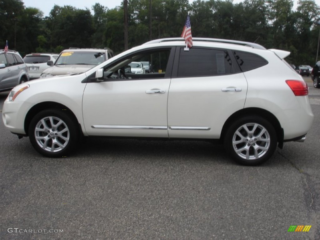 2011 Rogue SL AWD - Pearl White / Black photo #6