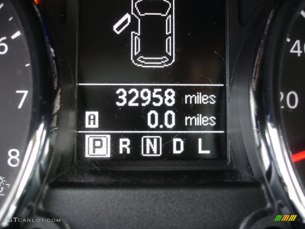 2011 Rogue SL AWD - Pearl White / Black photo #16
