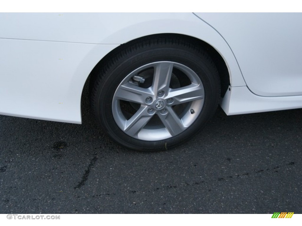 2014 Camry SE - Super White / Black photo #9