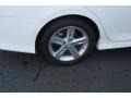 2014 Super White Toyota Camry SE  photo #9