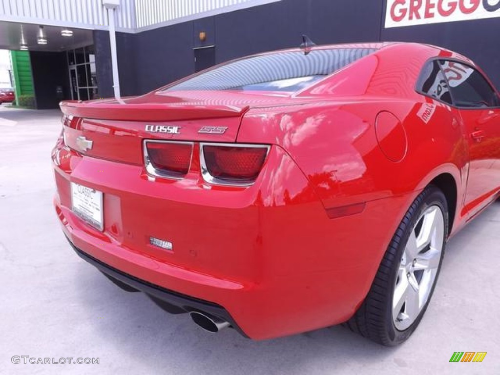 2011 Camaro SS/RS Coupe - Victory Red / Black photo #14