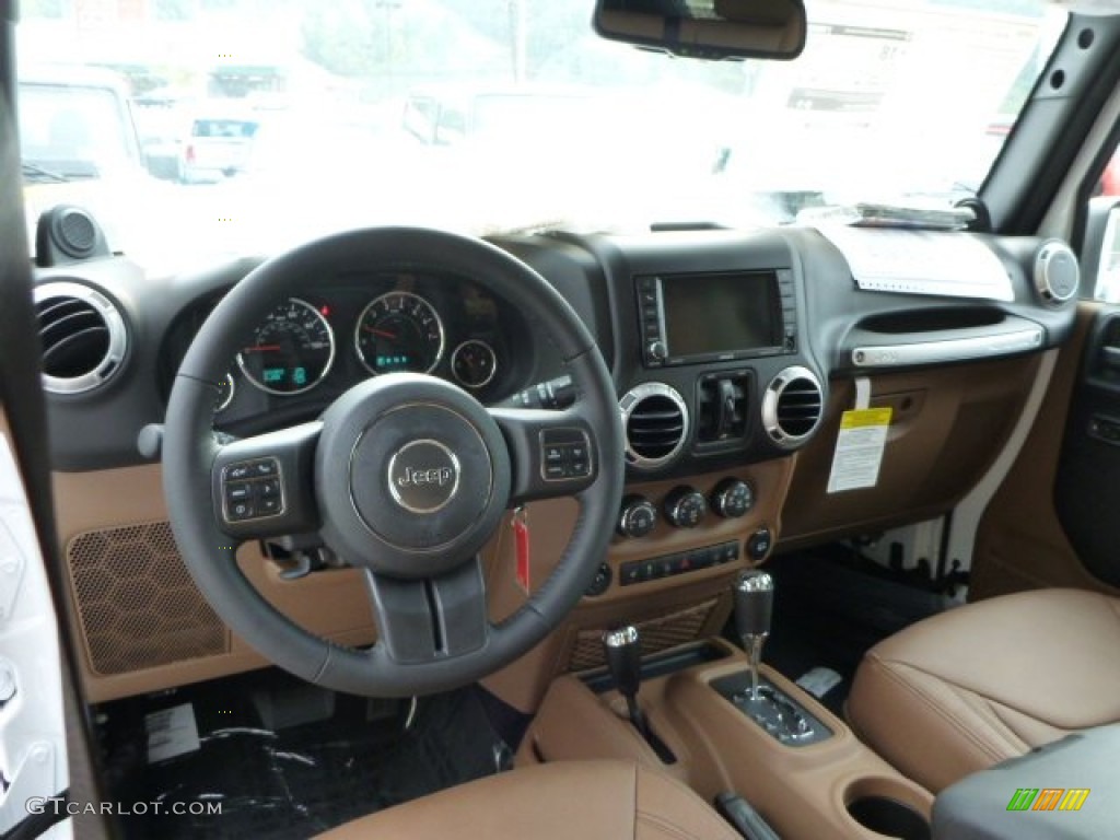 Black/Dark Saddle Interior 2014 Jeep Wrangler Unlimited Sahara 4x4 Photo #85110902