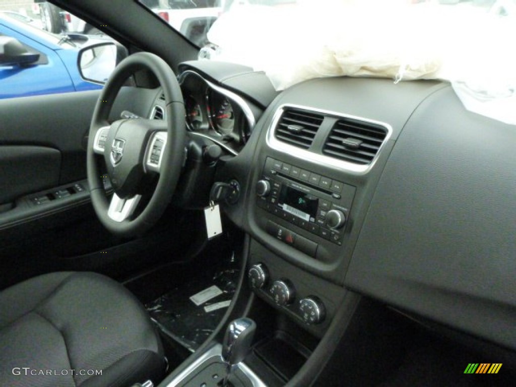 2014 Dodge Avenger SXT Black Dashboard Photo #85111768
