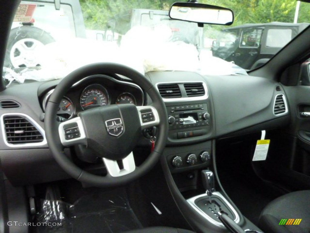 2014 Dodge Avenger SXT Black Dashboard Photo #85111922