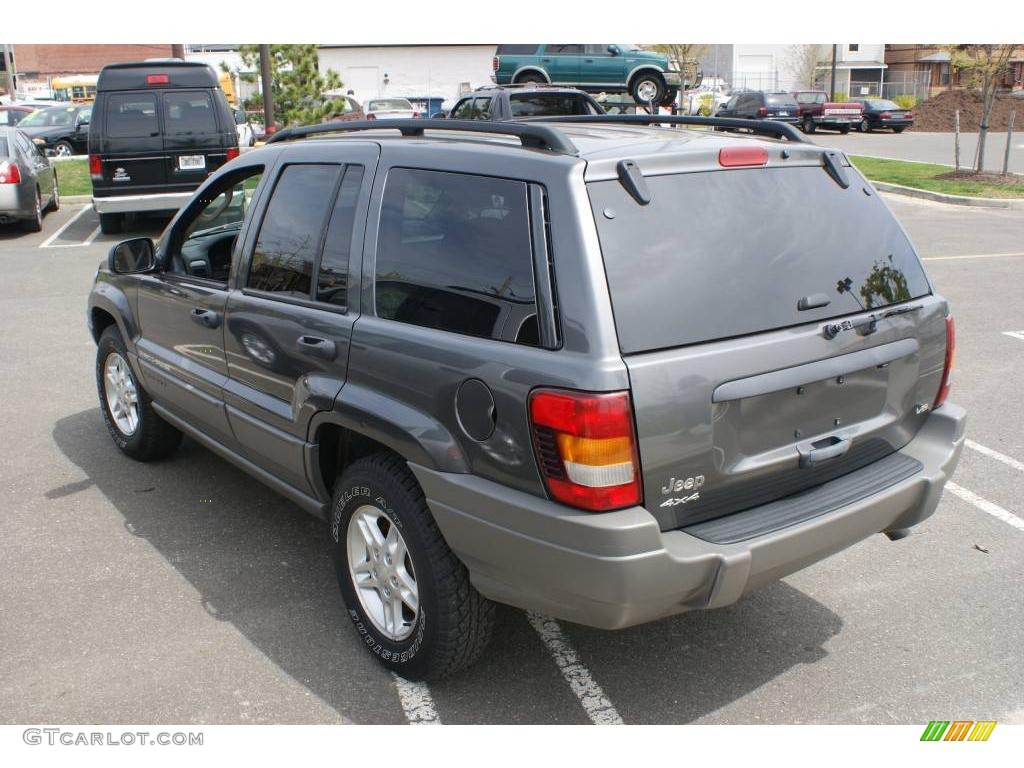 2002 Grand Cherokee Laredo 4x4 - Graphite Metallic / Dark Slate Gray photo #7