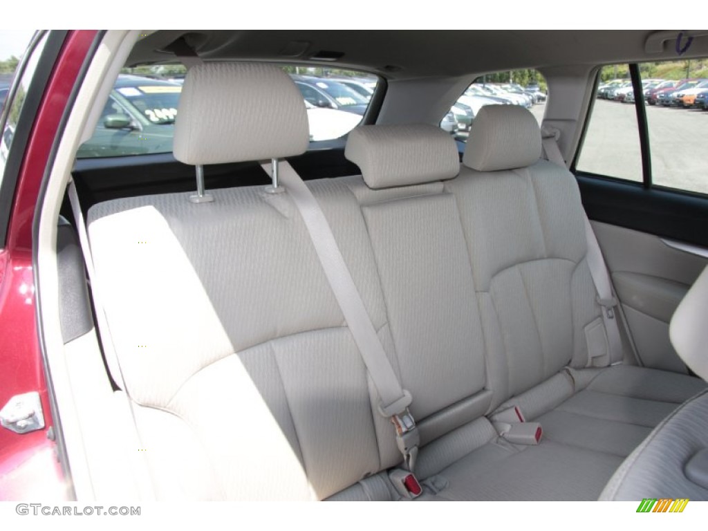 2011 Outback 2.5i Wagon - Ruby Red Pearl / Warm Ivory photo #16