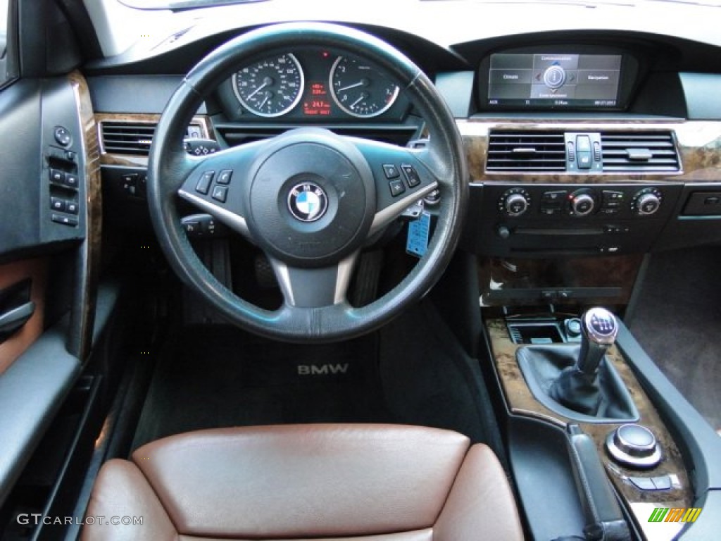 2007 BMW 5 Series 530i Sedan Auburn Steering Wheel Photo #85115198