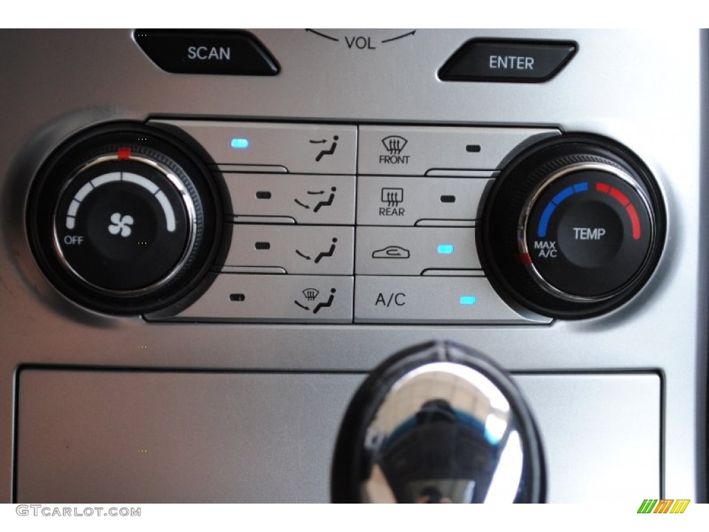 2010 Genesis Coupe 2.0T Premium - Bathurst Black / Black photo #31
