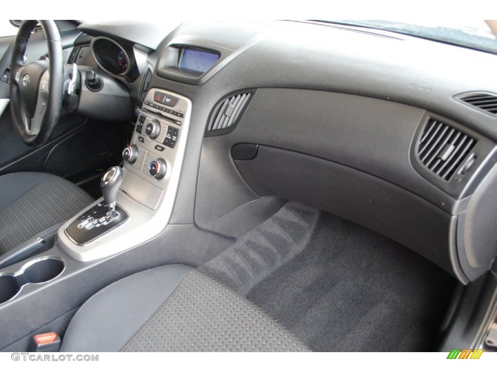 2010 Genesis Coupe 2.0T Premium - Bathurst Black / Black photo #45