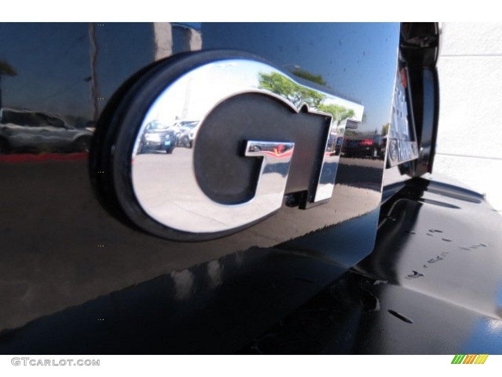 2003 Ford Mustang GT Convertible Marks and Logos Photos