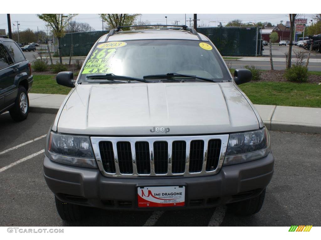 2003 Grand Cherokee Laredo 4x4 - Light Pewter Metallic / Sandstone photo #2