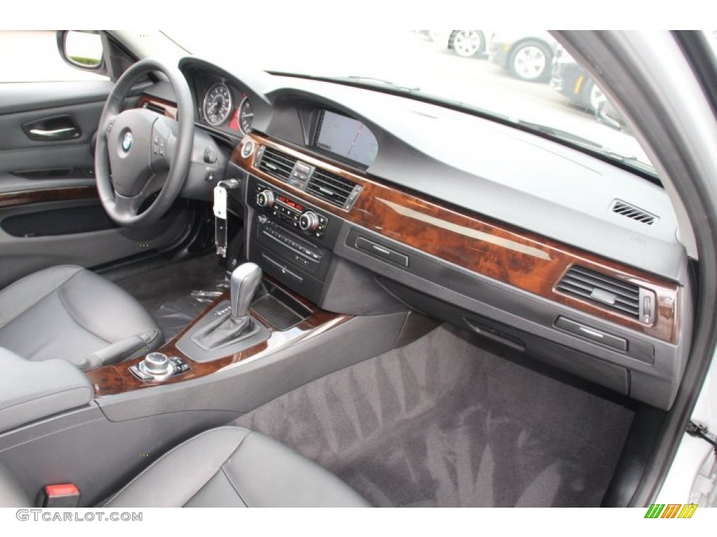 2011 BMW 3 Series 328i xDrive Sedan Black Dashboard Photo #85124555