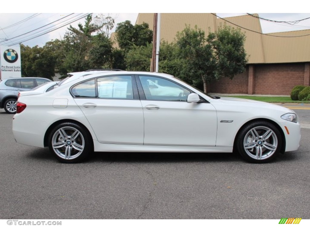 2013 5 Series 550i xDrive Sedan - Alpine White / Black photo #4