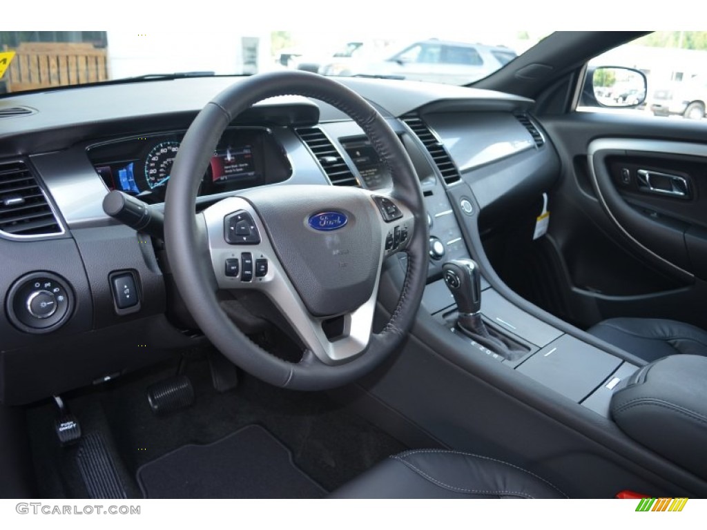 2014 Ford Taurus SEL Charcoal Black Dashboard Photo #85126427