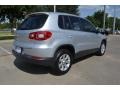 Reflex Silver Metallic - Tiguan SE Photo No. 5