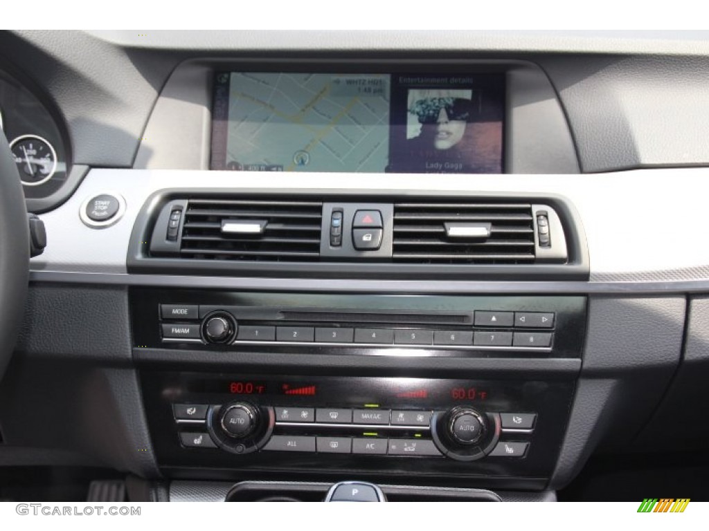 2013 BMW 5 Series 550i xDrive Sedan Controls Photo #85126541