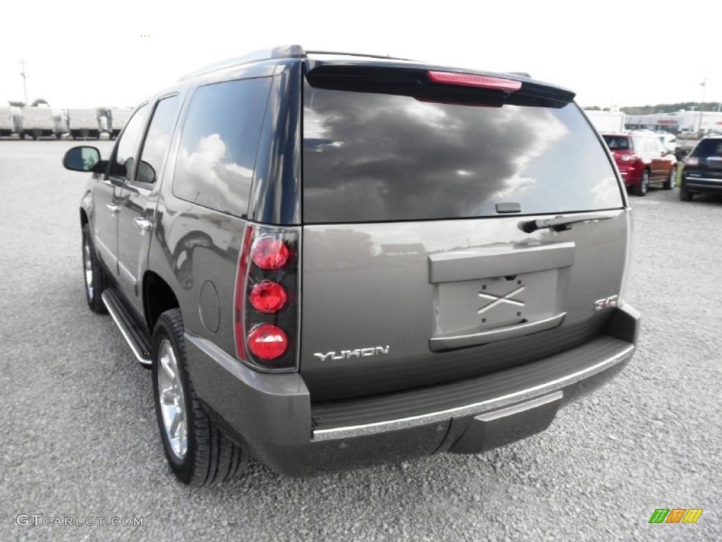 Mocha Steel Metallic 2014 GMC Yukon Denali AWD Exterior Photo #85130210
