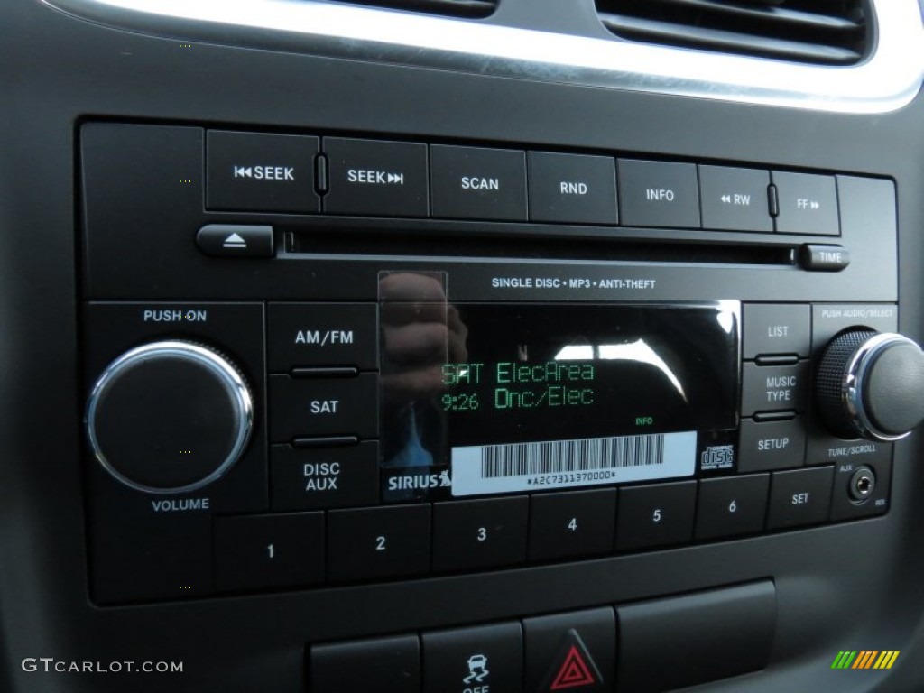 2014 Dodge Avenger SE Audio System Photo #85130216
