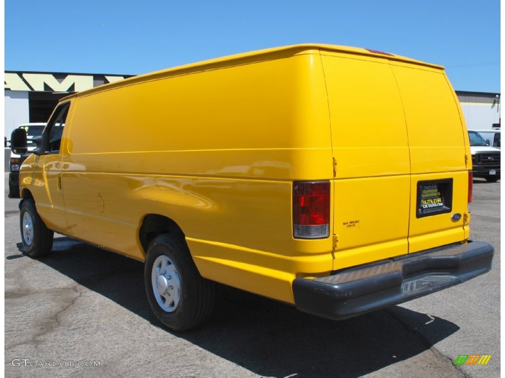 2007 E Series Van E250 Cargo - Fleet Yellow / Medium Flint Grey photo #6