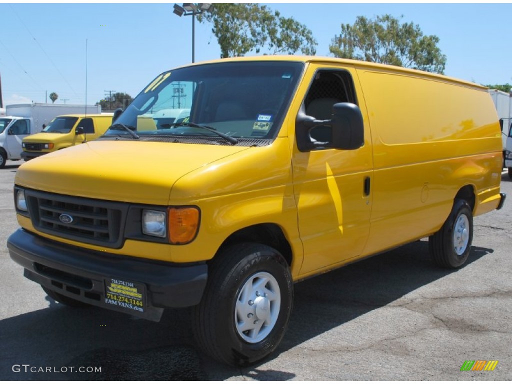 2007 E Series Van E250 Cargo - Fleet Yellow / Medium Flint Grey photo #8