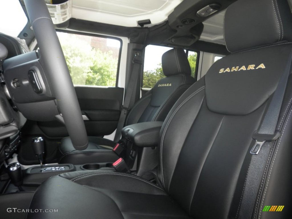 2014 Jeep Wrangler Unlimited Sahara 4x4 Front Seat Photo #85132892