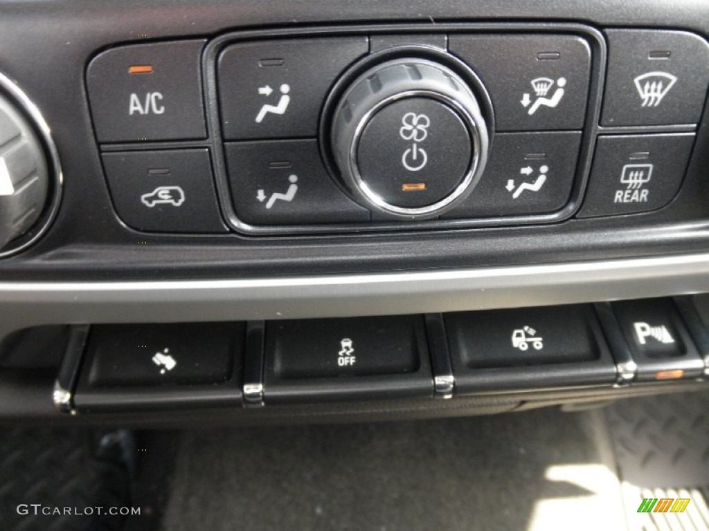 2014 GMC Sierra 1500 SLE Double Cab 4x4 Controls Photo #85133018