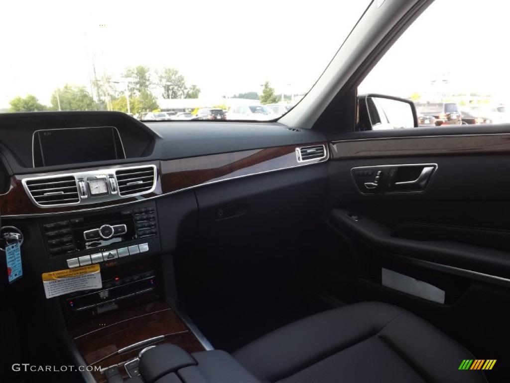 2014 E 350 4Matic Sedan - Black / Black photo #7