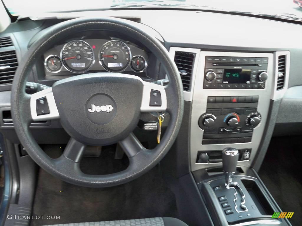 2008 Grand Cherokee Laredo 4x4 - Steel Blue Metallic / Dark Slate Gray/Light Graystone photo #7