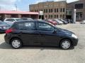 Super Black - Versa 1.8 S Hatchback Photo No. 1