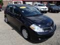 Super Black - Versa 1.8 S Hatchback Photo No. 2