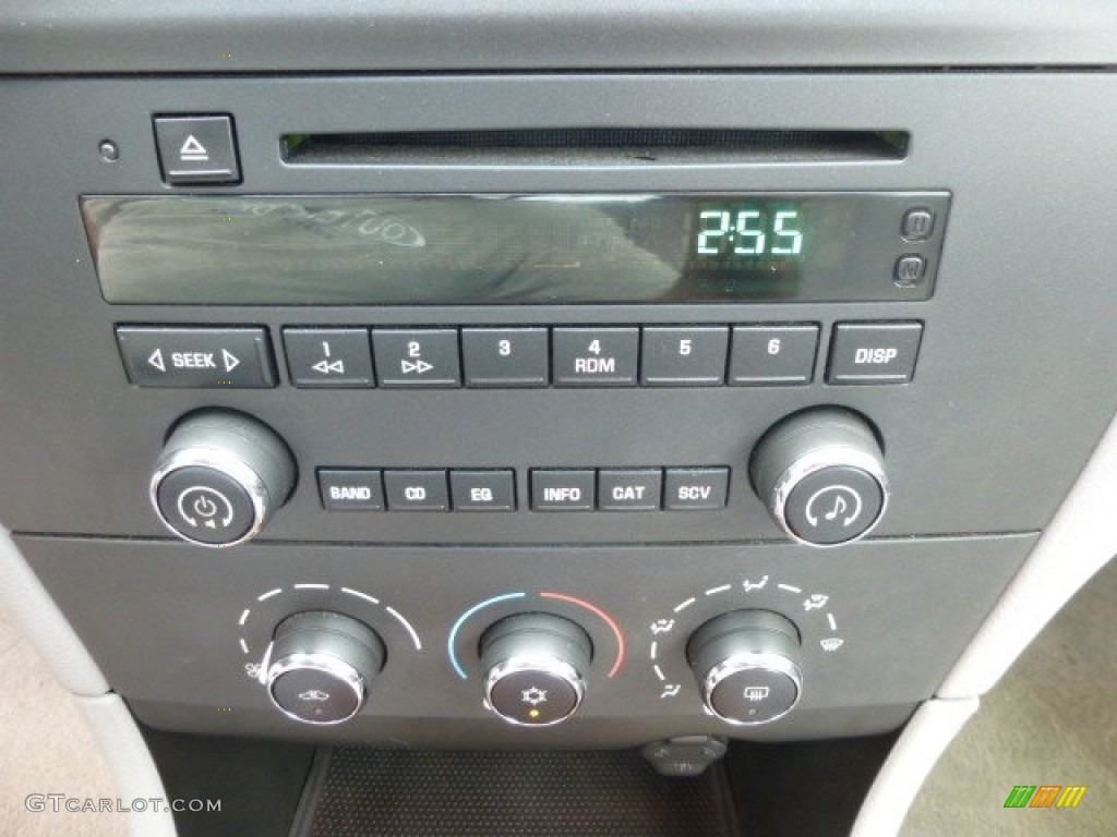 2005 Buick LaCrosse CX Controls Photos