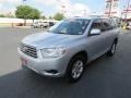 Classic Silver Metallic - Highlander V6 Photo No. 3
