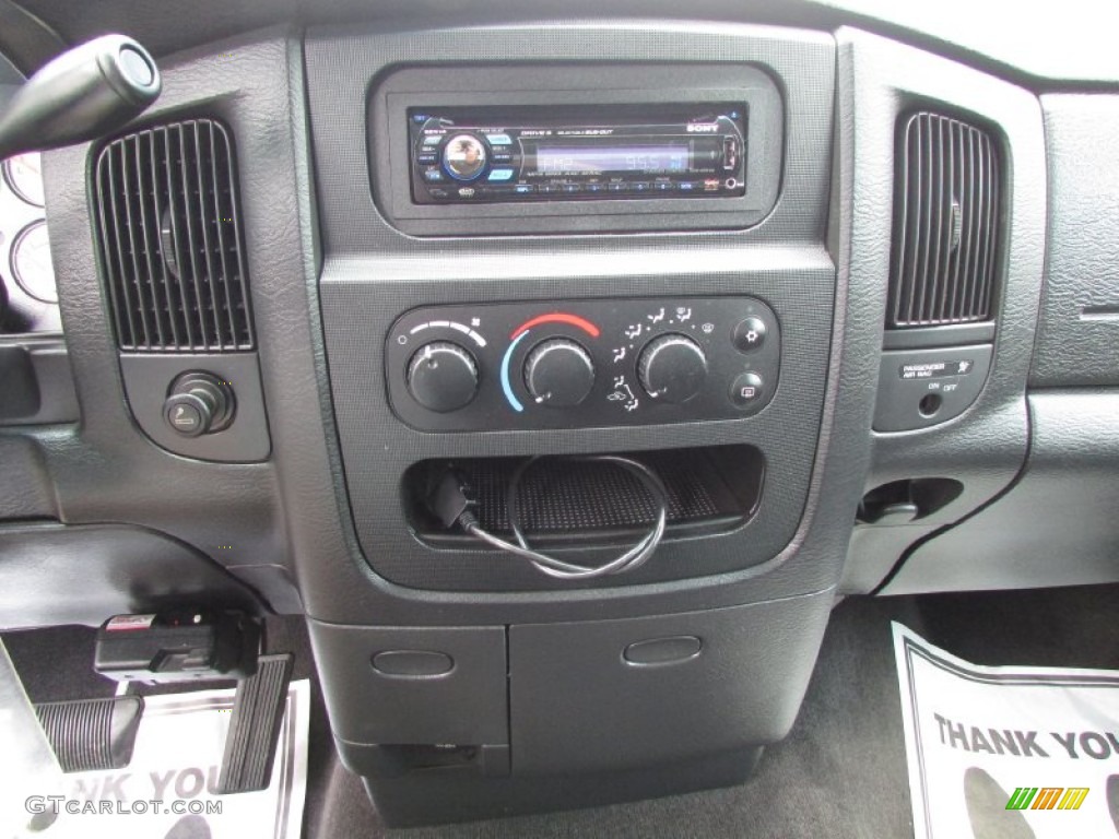 2004 Ram 1500 ST Regular Cab - Light Almond Pearl / Dark Slate Gray photo #26