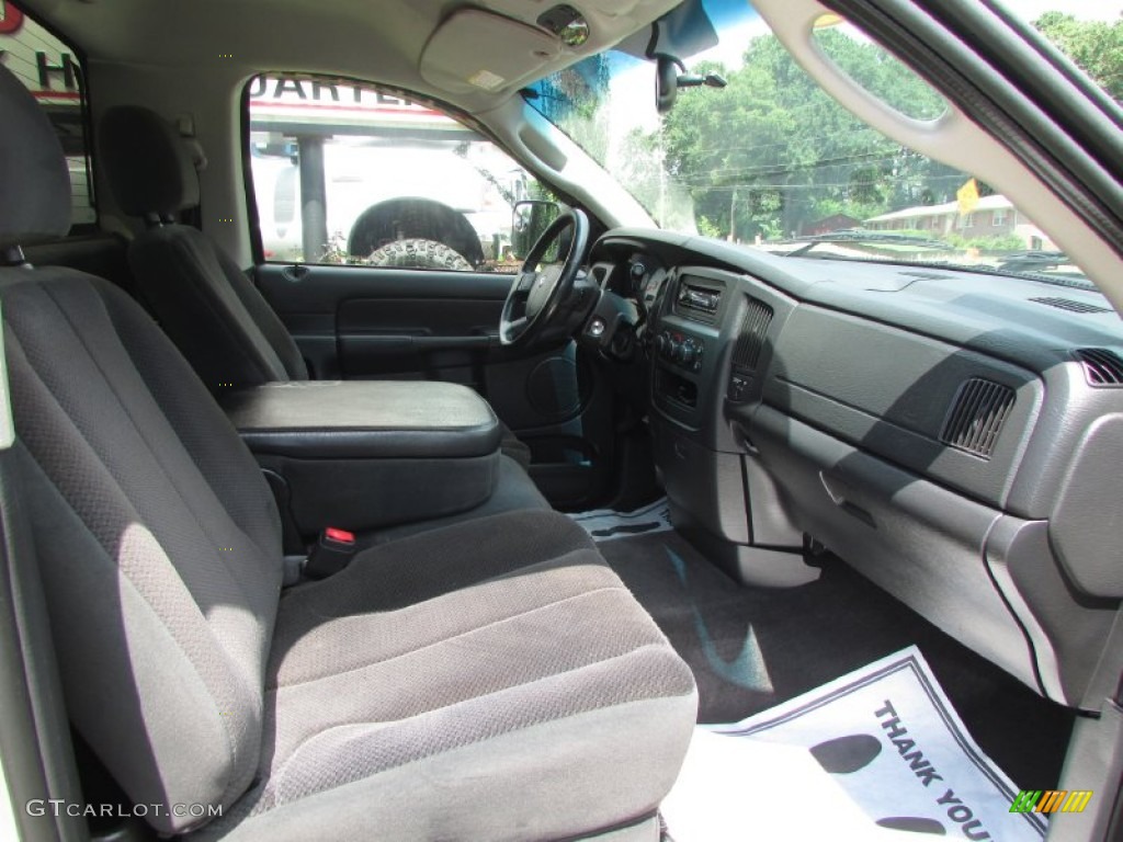 2004 Ram 1500 ST Regular Cab - Light Almond Pearl / Dark Slate Gray photo #42