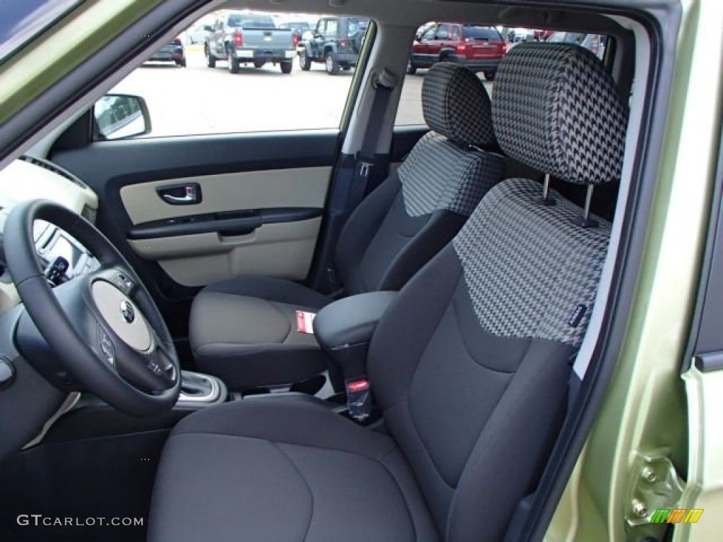 Sand/Black Houndstooth Cloth Interior 2013 Kia Soul ! Photo #85145759