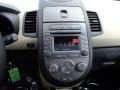 2013 Kia Soul Sand/Black Houndstooth Cloth Interior Controls Photo