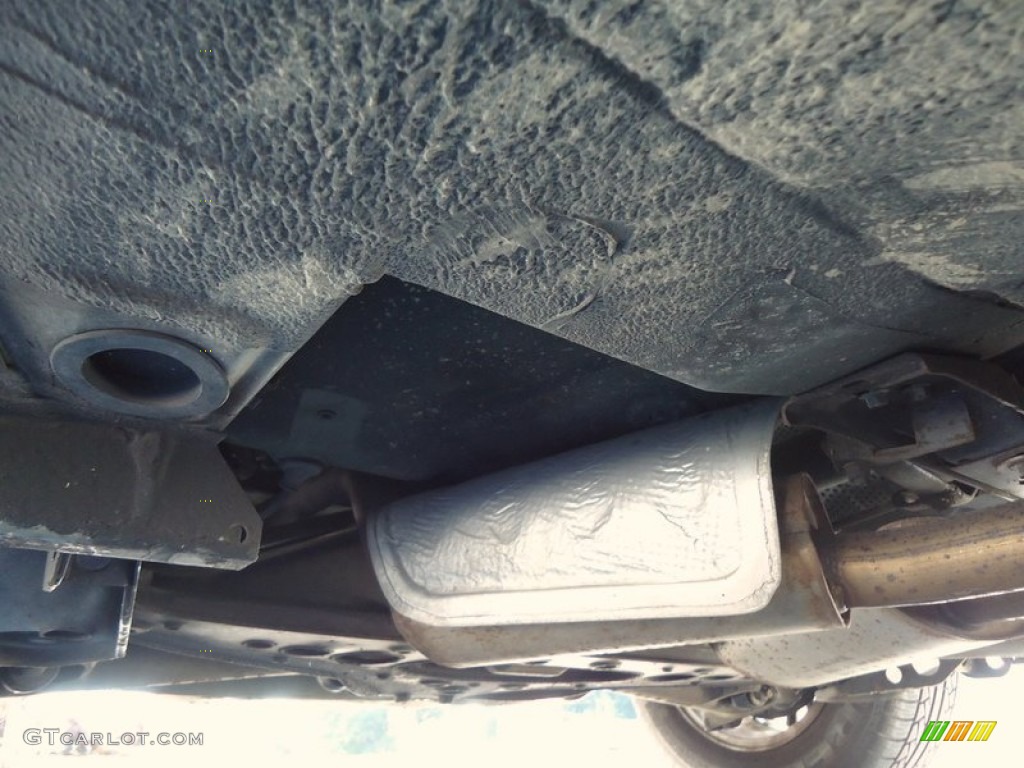 1996 Jaguar XJ Vanden Plas Undercarriage Photo #85146089