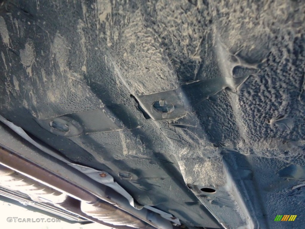 1996 Jaguar XJ Vanden Plas Undercarriage Photo #85146113