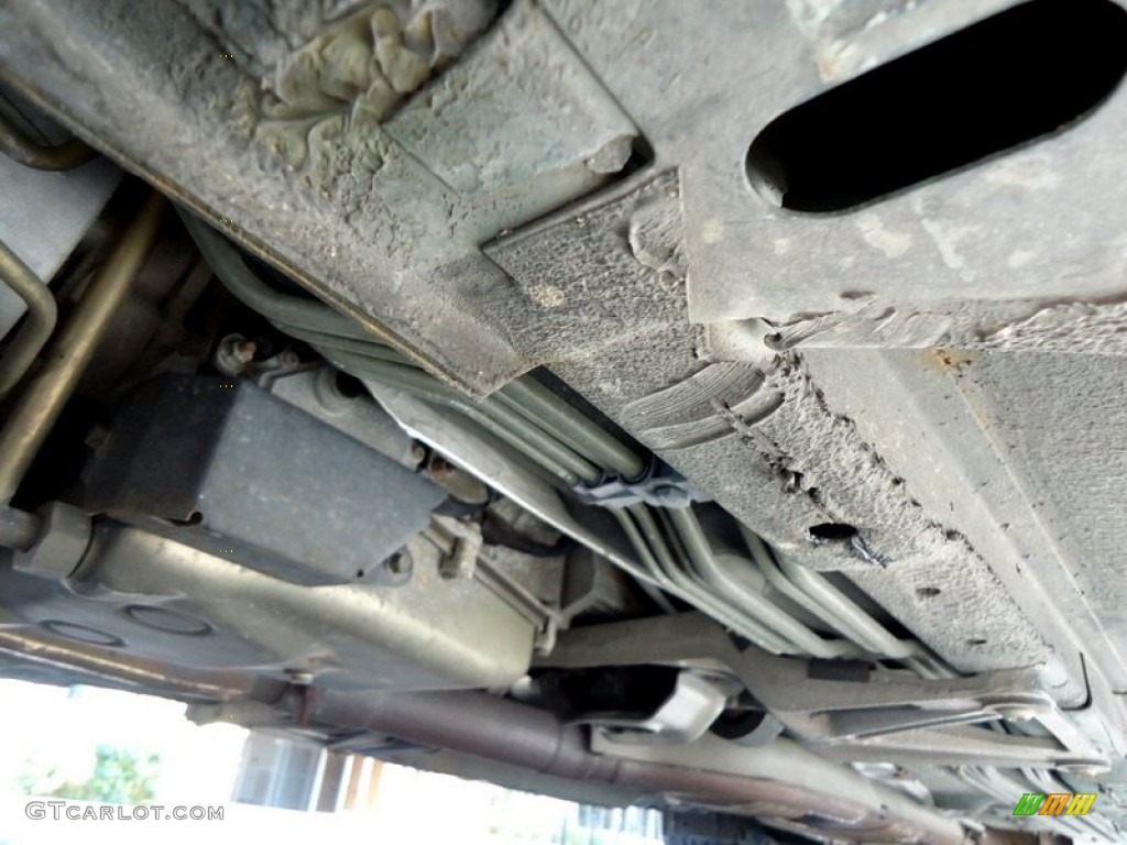 1996 Jaguar XJ Vanden Plas Undercarriage Photo #85146164