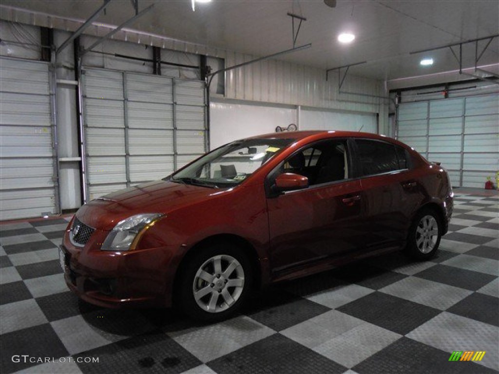 2010 Sentra 2.0 SR - Red Brick Metallic / Charcoal photo #4