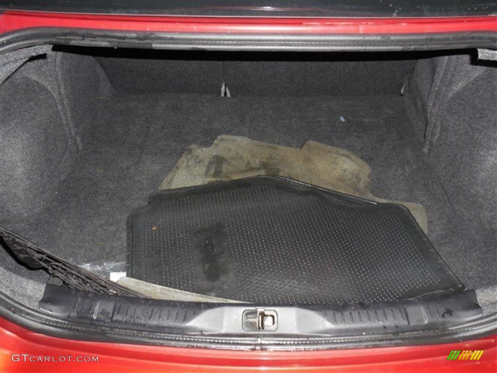 2010 Sentra 2.0 SR - Red Brick Metallic / Charcoal photo #21