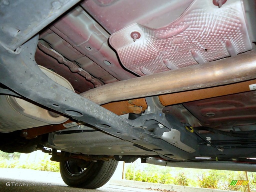 2008 Isuzu i-Series Truck i-370 LS Crew Cab Undercarriage Photo #85148684