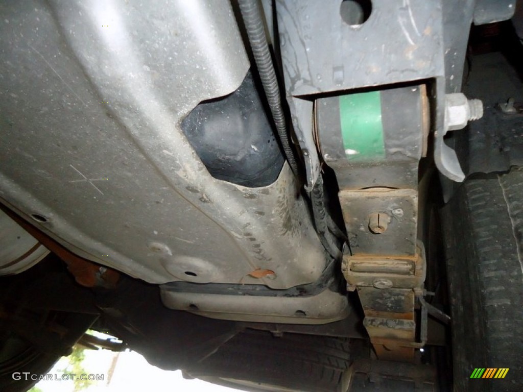 2008 Isuzu i-Series Truck i-370 LS Crew Cab Undercarriage Photo #85148702