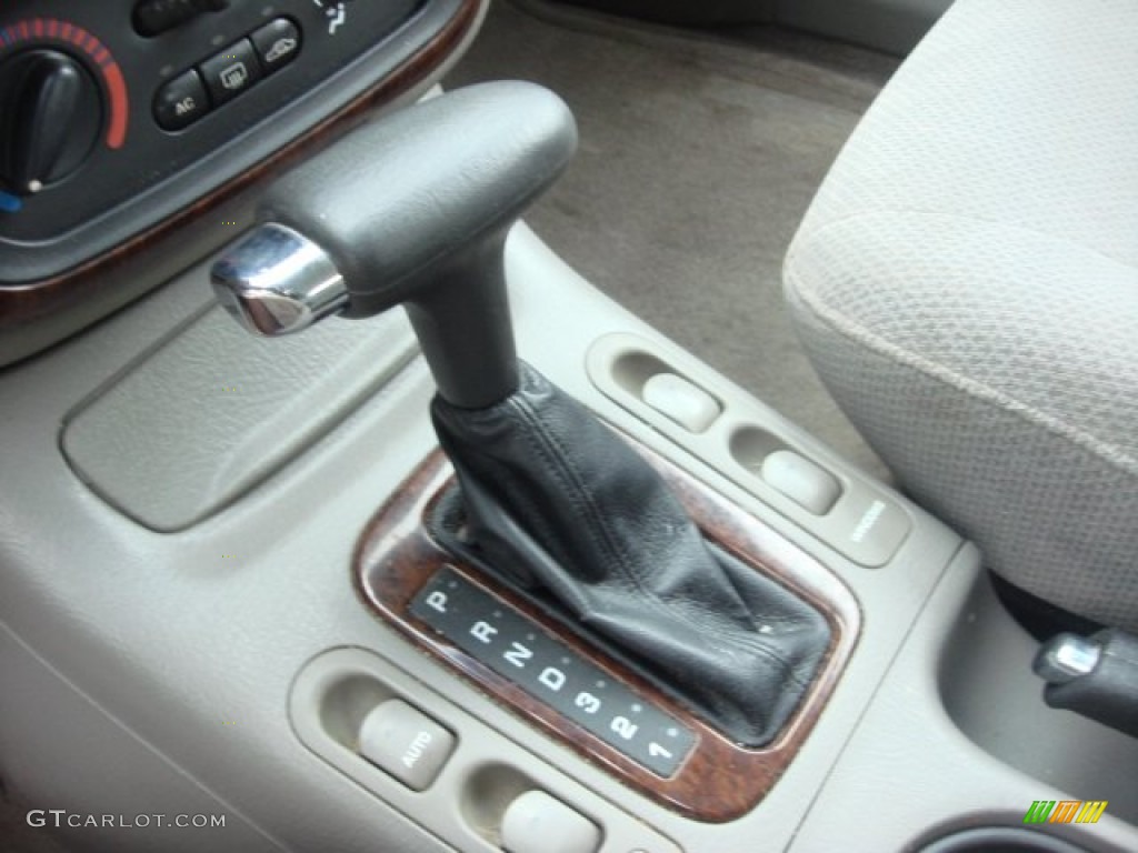 2001 Saturn L Series LW300 Wagon 4 Speed Automatic Transmission Photo #85149059