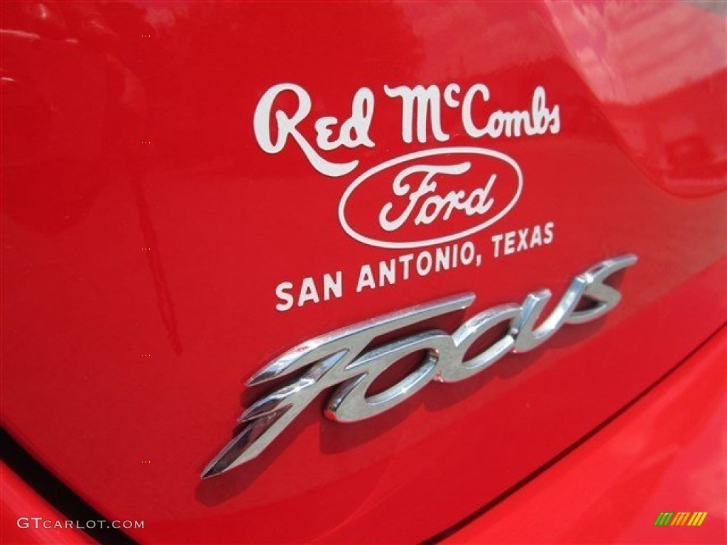 2012 Focus SE Sport Sedan - Race Red / Two-Tone Sport photo #6