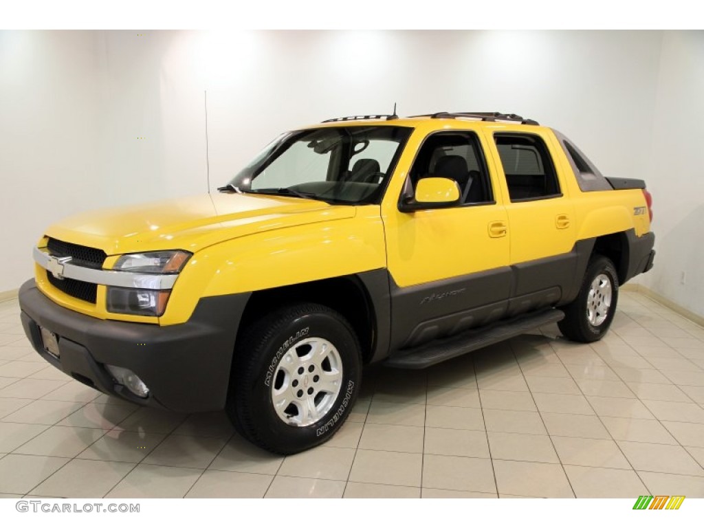 2003 Avalanche 1500 4x4 - Yellow / Dark Charcoal photo #3