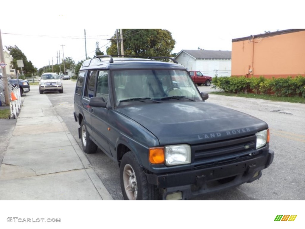 1997 Discovery SE - Epsom Green Metallic / Bahama Beige photo #1