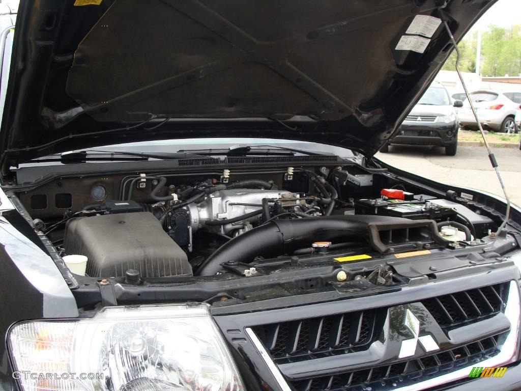 2004 Montero Limited 4x4 - Solano Black Pearl / Charcoal photo #15