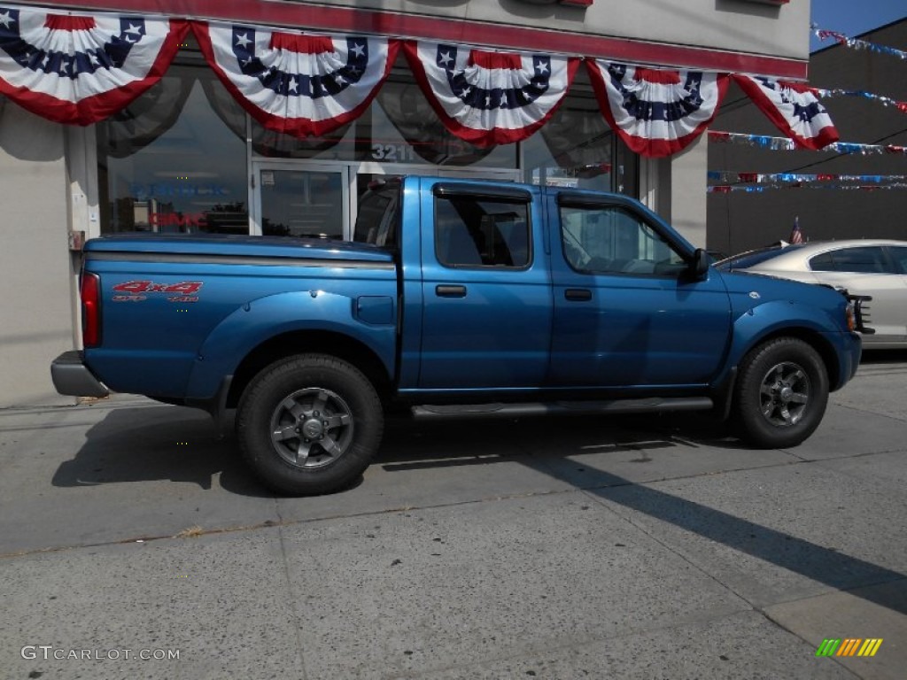 2004 Frontier XE V6 Crew Cab 4x4 - Electric Blue Metallic / Gray photo #4