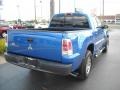 Electric Blue - Raider LS Double Cab Photo No. 3